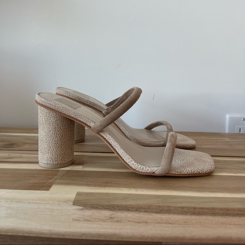 Dolce Vita Noles Heels dune suede